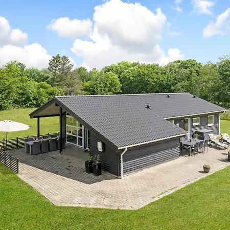 بيت للعطل 4 Bedroom Nice In