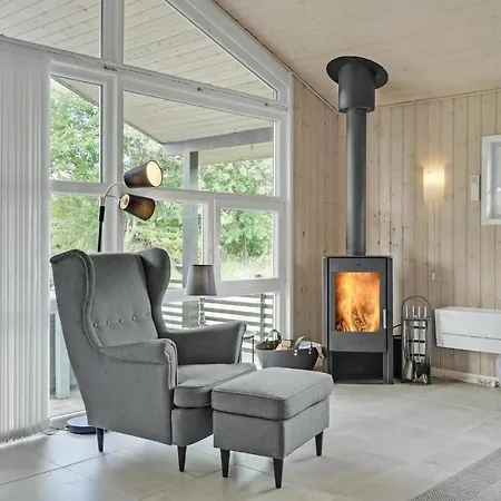 بيت للعطل 4 Bedroom Nice In Oksbøl