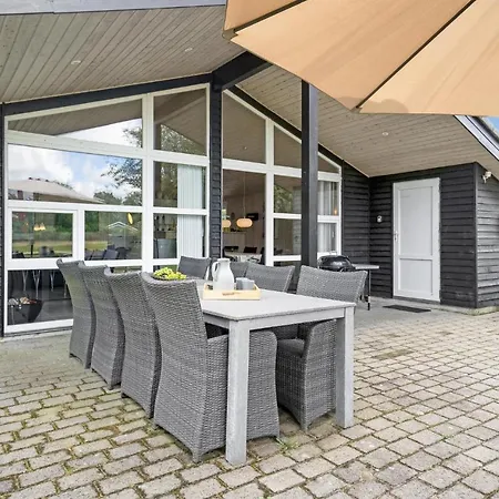 بيت للعطل 4 Bedroom Nice In